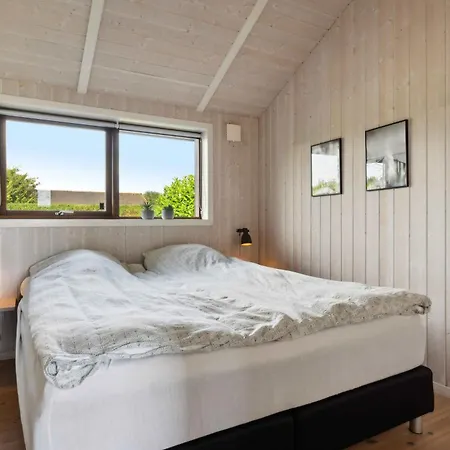 Feriehus Well-equipped Summer House Near Skovmose *